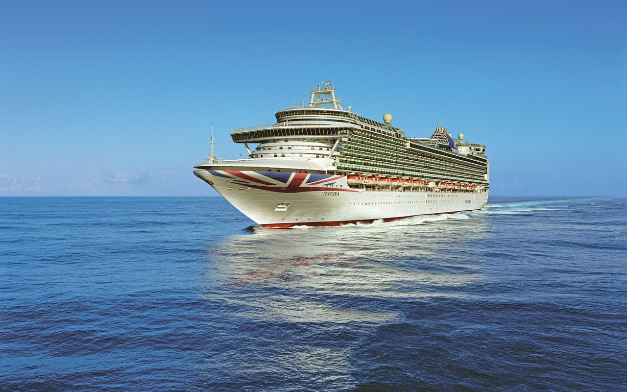 P&O Cruises Ventura at sea
